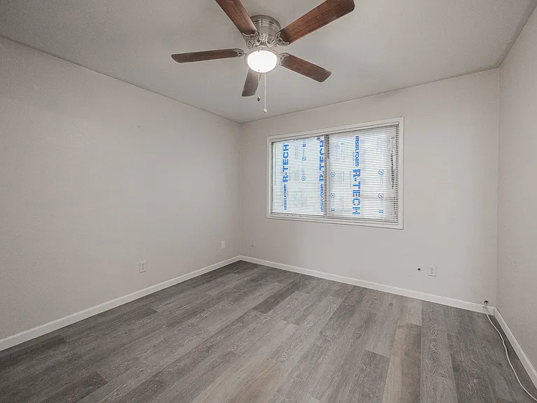 2338 E Broadway Rd, Mesa Az — Photo 9