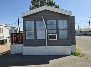 2537 Las Vegas Blvd N TRAILER 81, North Las Vegas, NV 89030