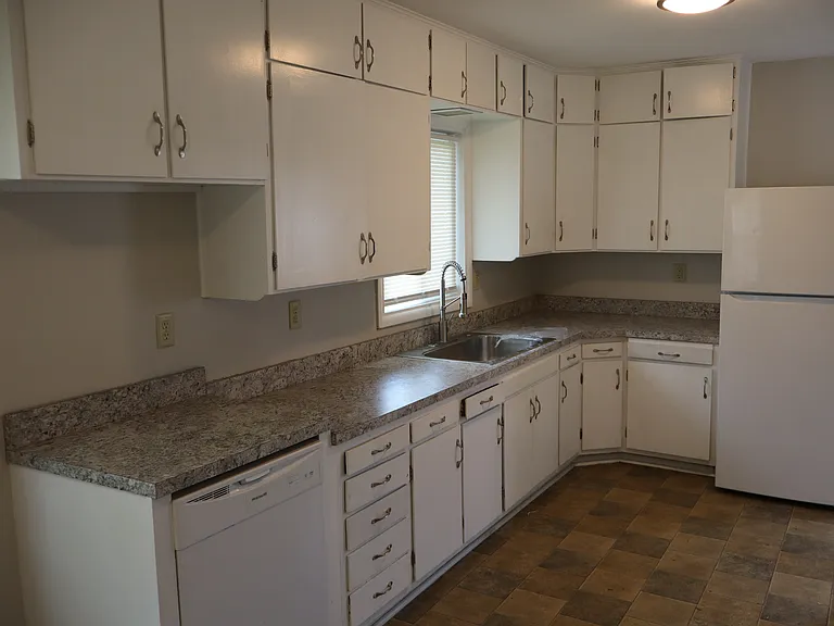 6615 N Holly St — Photo 30