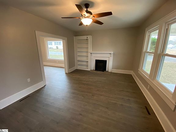 4th image of 719 Chestnut St