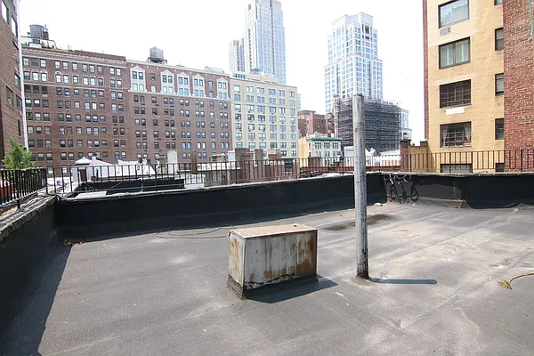 Rented by Guidance Realty Corp. | media 22