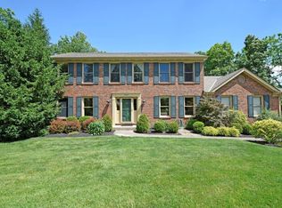 7825 Stoneleigh Ln, Cincinnati, OH 45255