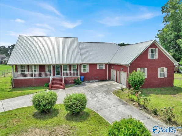 3582 Friendship Rd, Arab, AL 35016