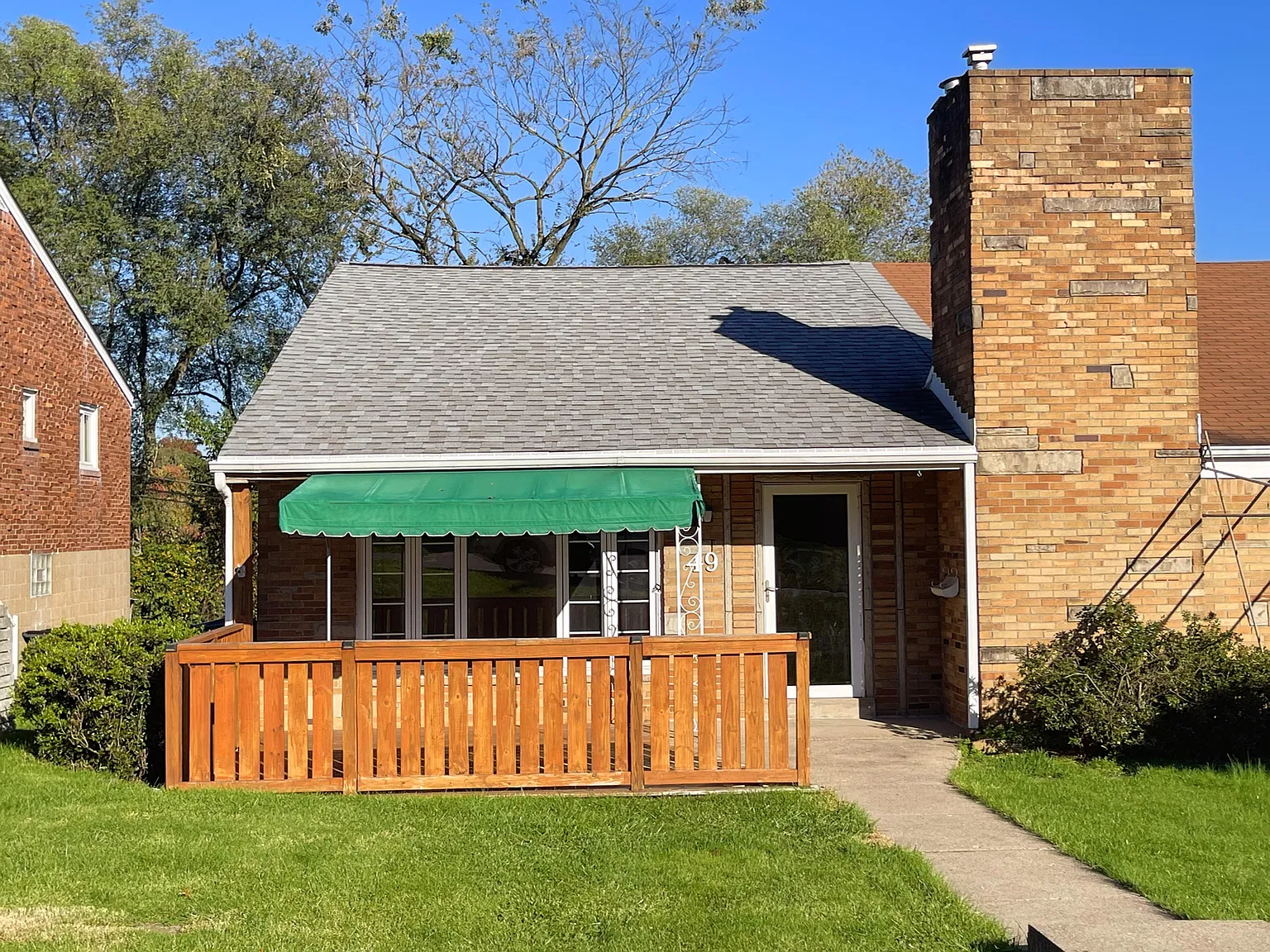 3 bed, 940 sqft, $1,700 — Photo 2