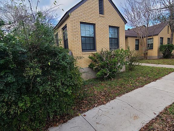 Front left from 3rd Street
