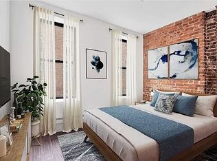 640 10th Ave #2BA, New York, NY 10036