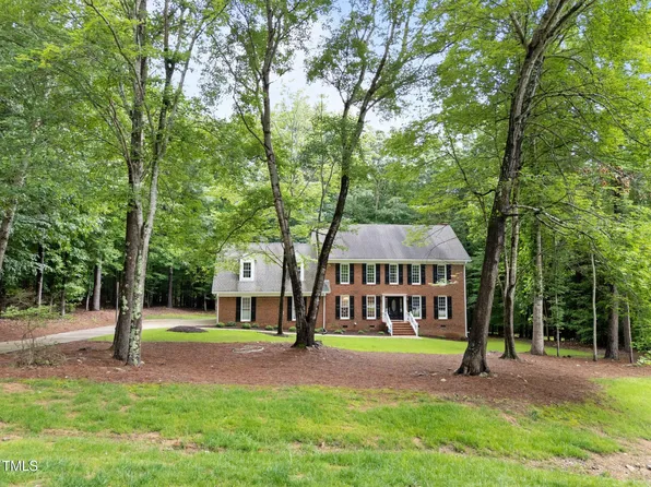 221 Jansmith Ln, Raleigh, NC 27615