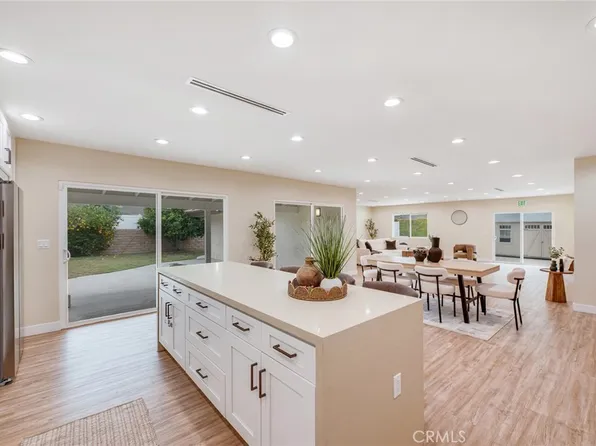 17633 Nordhoff St, Northridge, CA 91325