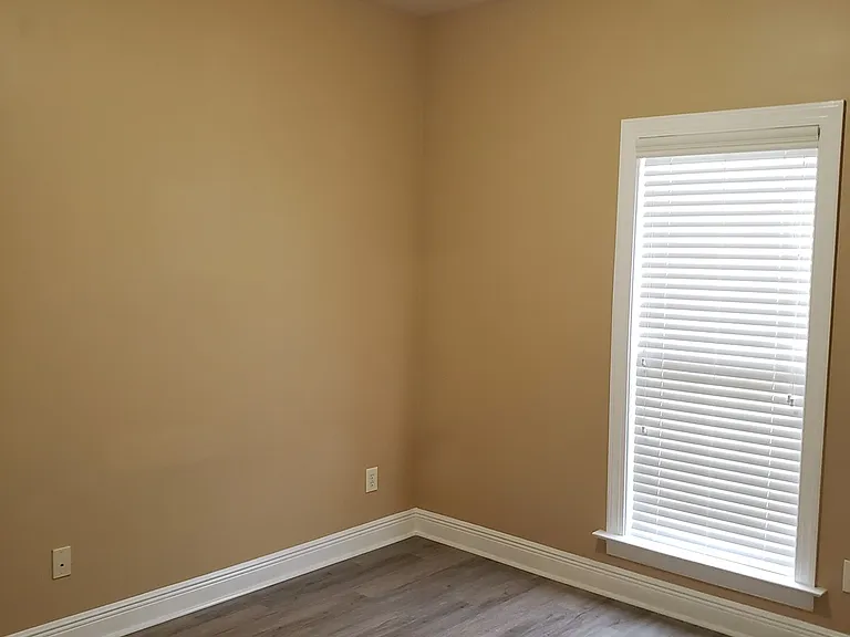 9821 Helmsley Cir — Photo 29