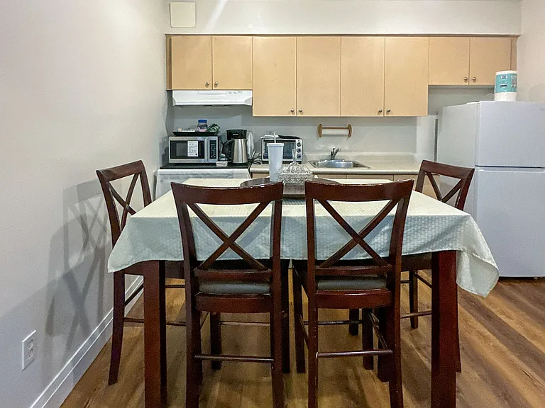 3974 Foxwood Ave #BASEMENT — Photo 5