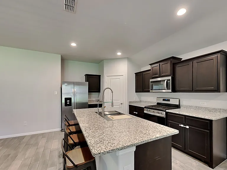2316 Stallings Rd — Photo 3