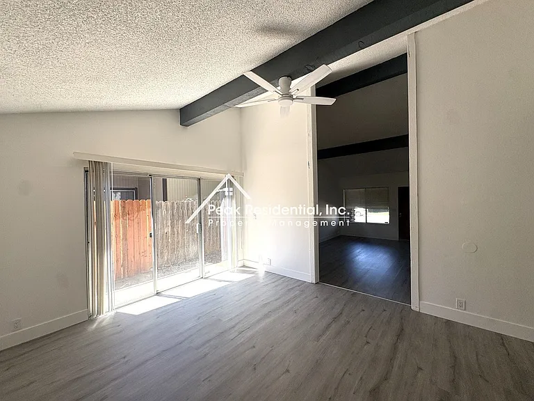 10926 Scotsman Way — Photo 4