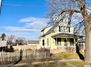 1715 18th Ave #A, Moline, IL 61265