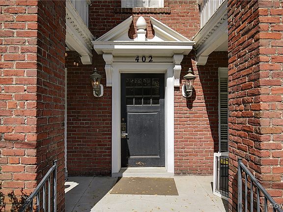 2nd image of 402 N Belmont Ave #U2