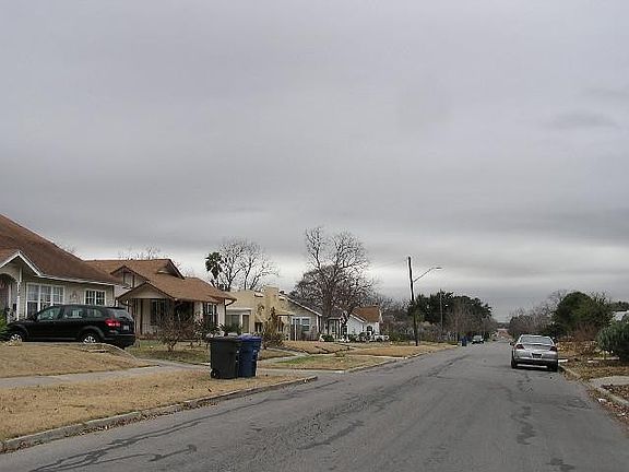 5th image of 339 Avant Ave
