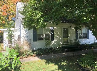 112 W Clay St, New Buffalo, MI 49117
