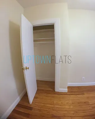 Rented by Uptown Flats LLC | media 12