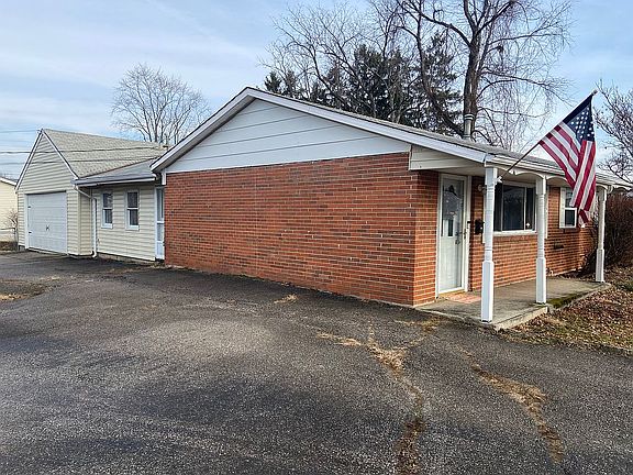 2nd image of 5060 Tremaine Ct