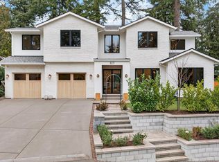 825 Ellis Ave, Lake Oswego, OR 97034