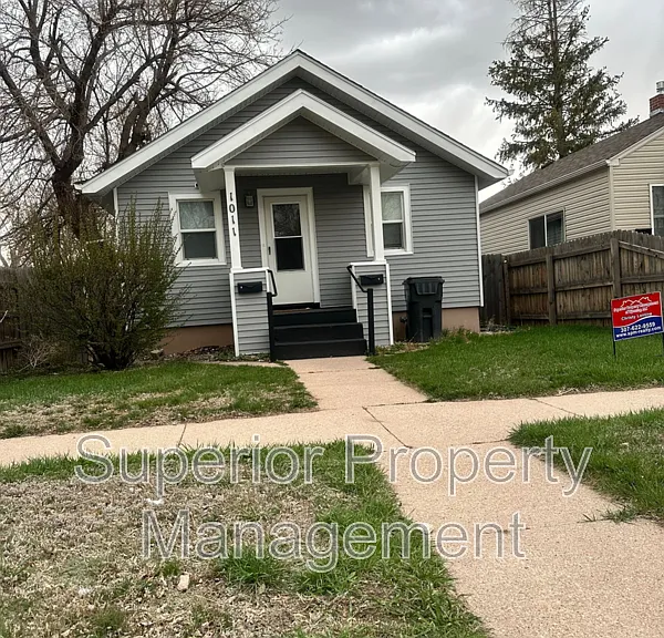 1011 W 29th St — Photo 1