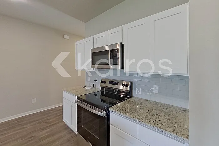 108 Santiago Ct — Photo 8