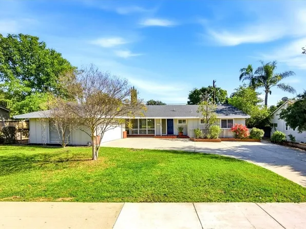 1458 N Mountain Ave, Claremont, CA 91711