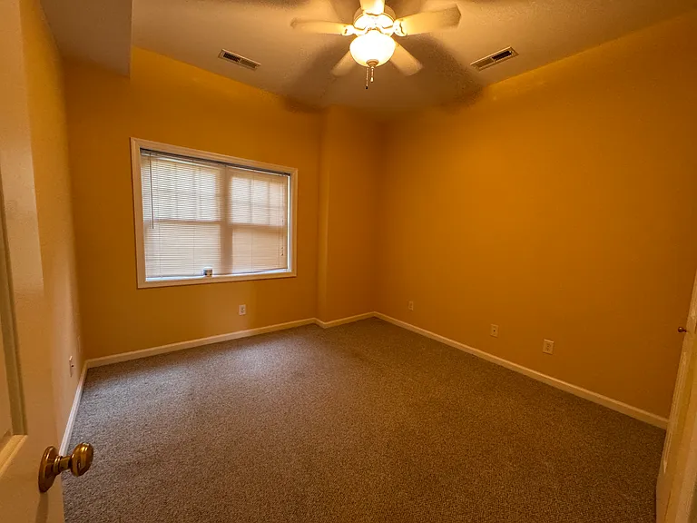 1224 Coleman Ct #B — Photo 8