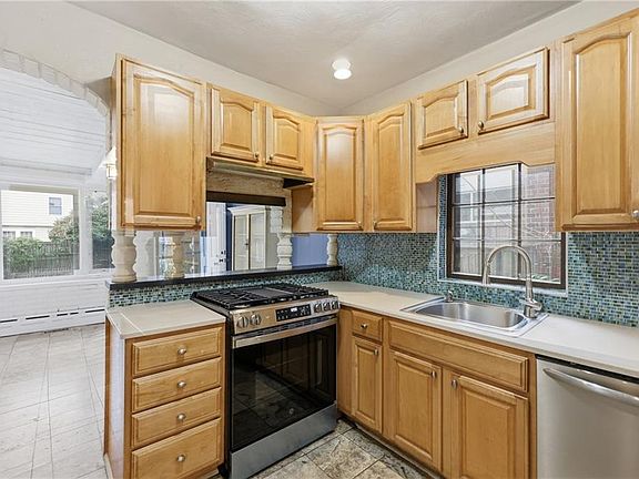 4th image of 1419 Armistead Bridge Rd