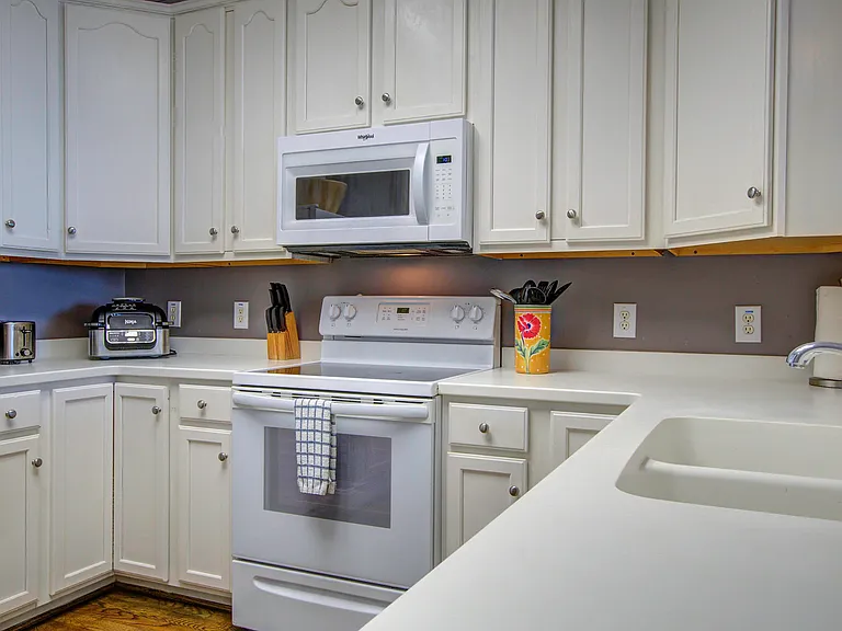 106 Arctic Ave #1DD — Photo 11