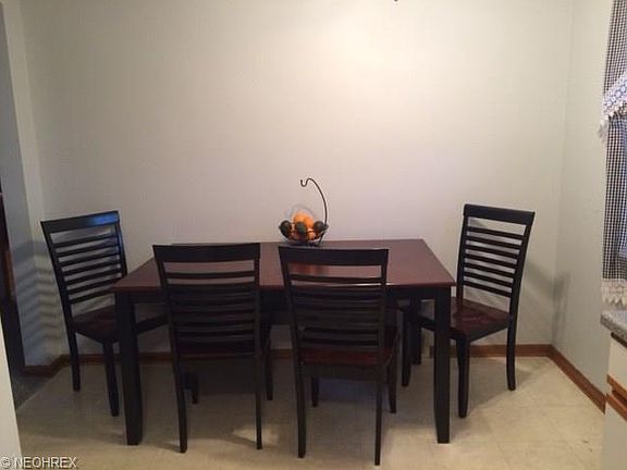 3rd image of 23971 Puritan Ave