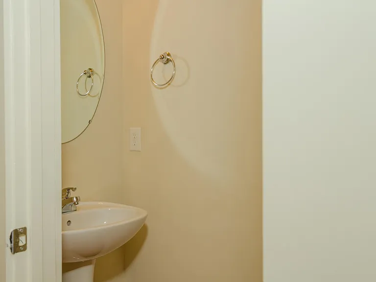 4402 Crystal Breeze St — Photo 11