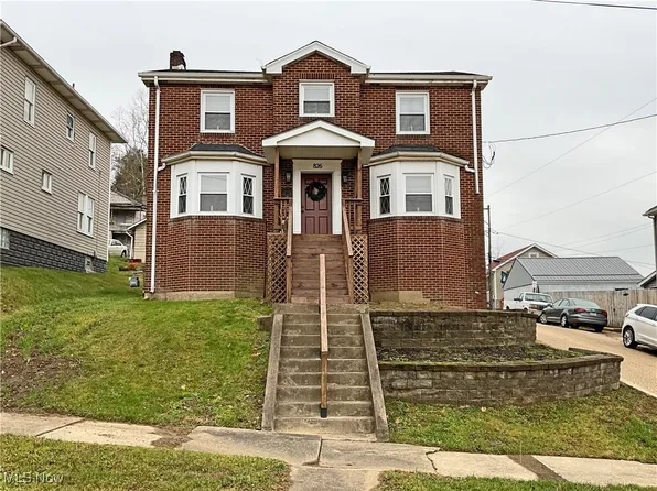 826 Gilbert Ave, Follansbee, WV 26037