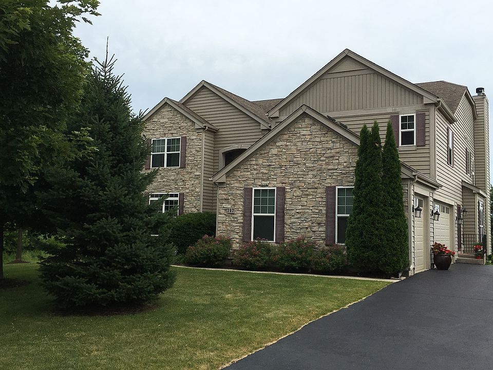 2nd image of 717 Moraine Ct