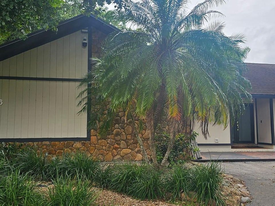 1st image of 18750 SW 207th Ave