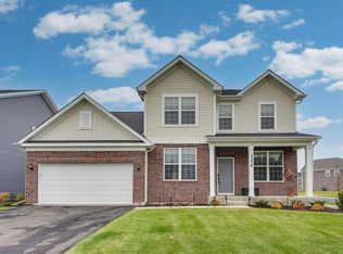 3374 Sage Cir, Mundelein, IL 60060