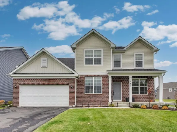 3374 Sage Cir, Mundelein, IL 60060