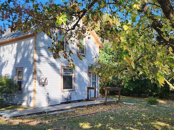 401 N Summit St, Underwood, ND 58576