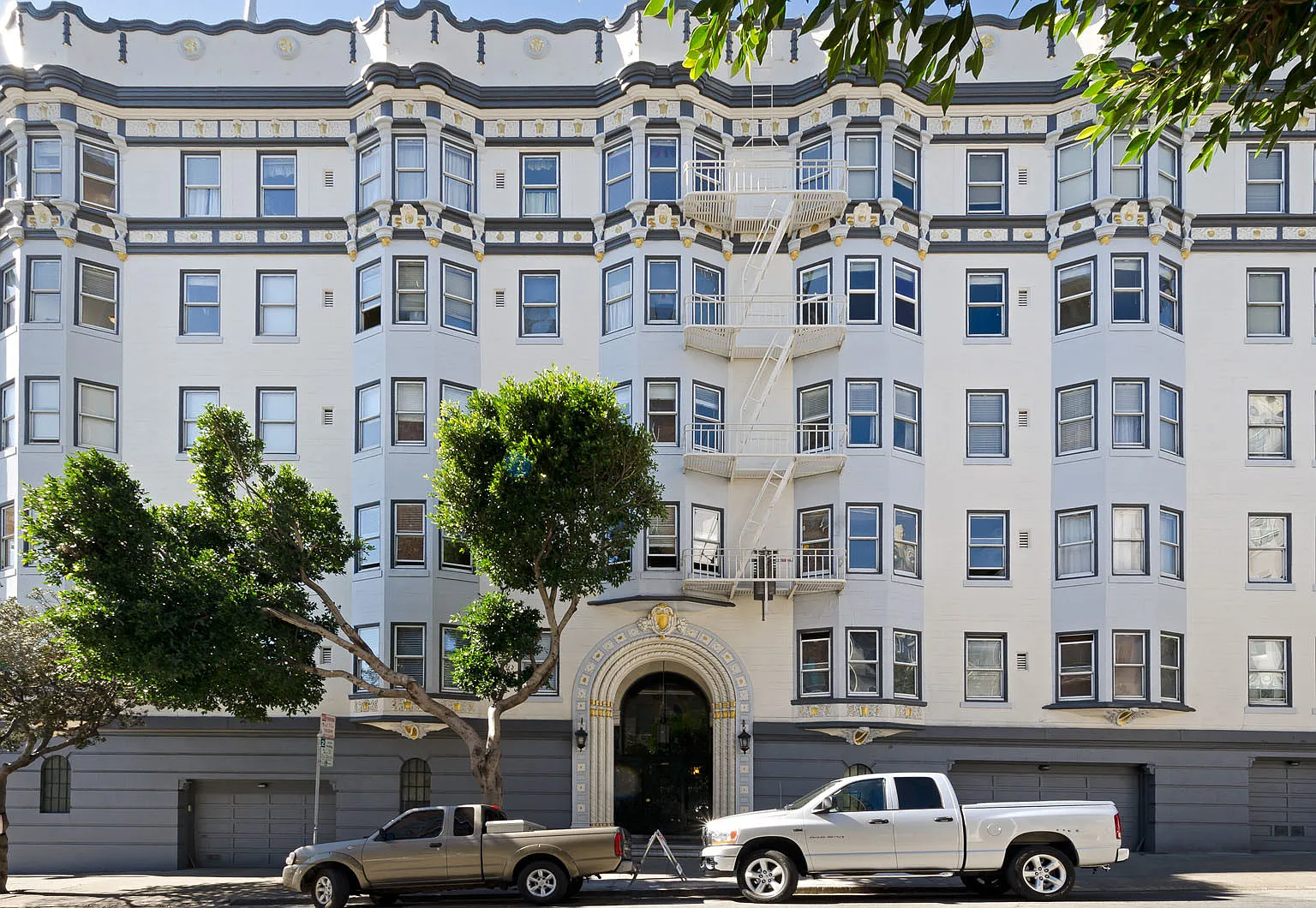 1801 Gough Street — Photo 2