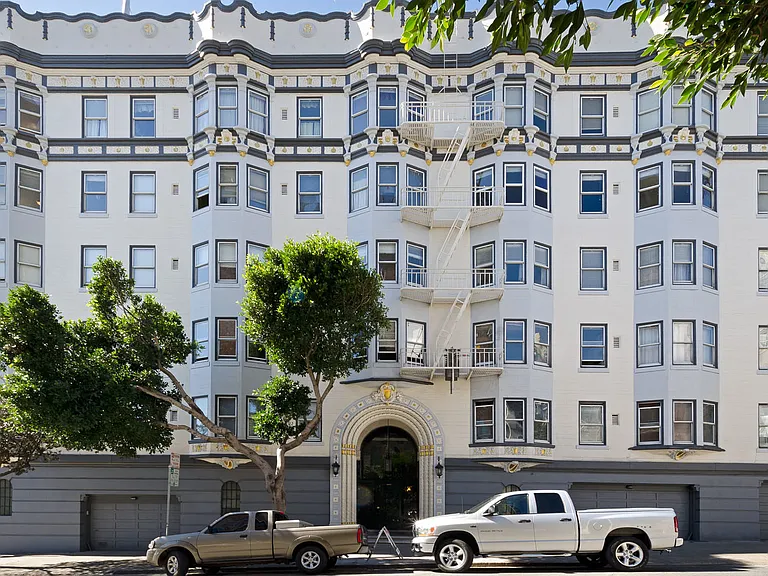 Front view exterior of the apartment building at 1801 Gough St, San Francisco, CA 94109, United States