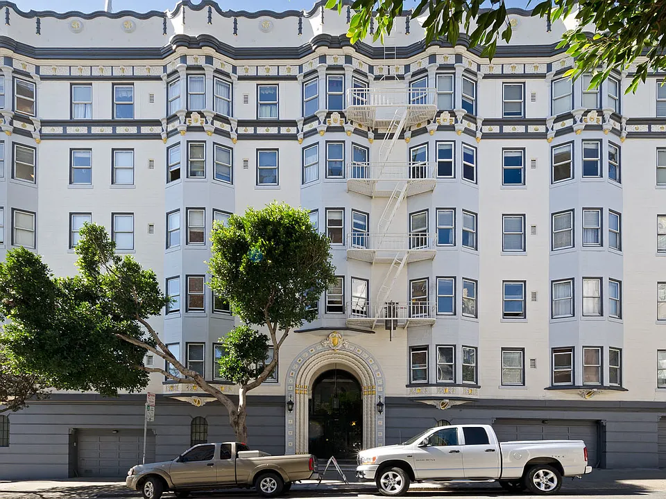 Front view exterior of the apartment building at 1801 Gough St, San Francisco, CA 94109, United States