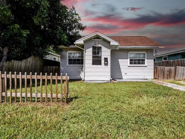 3246 Queen St N, Saint Petersburg, FL 33713