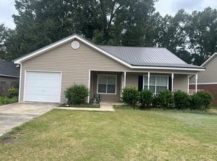 112 Blue Springs Dr, Leesburg, GA 31763