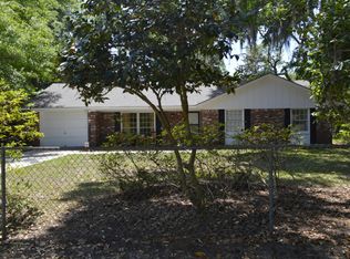 2555 Azalea Dr, Beaufort, SC 29902