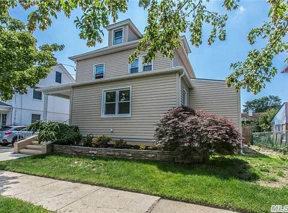 2nd image of 183 Lincoln Ave