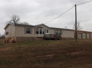 559 E 0 North Rd, Herrick, IL 62431