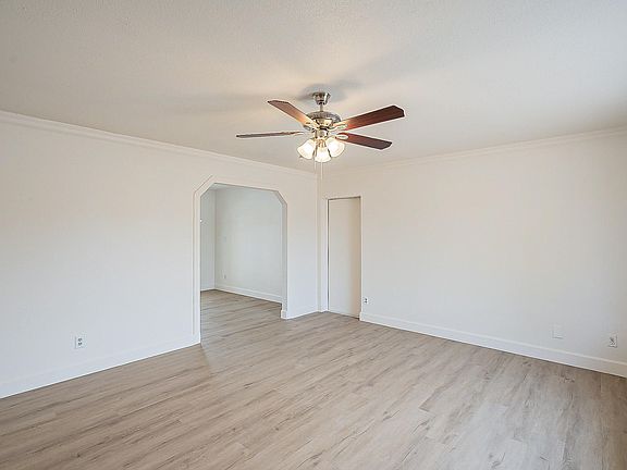 4th image of 1543 W Michigan Ave