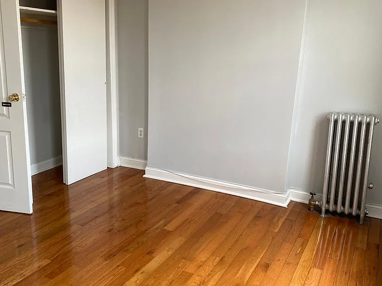 6308 Broadway #5 — Photo 14