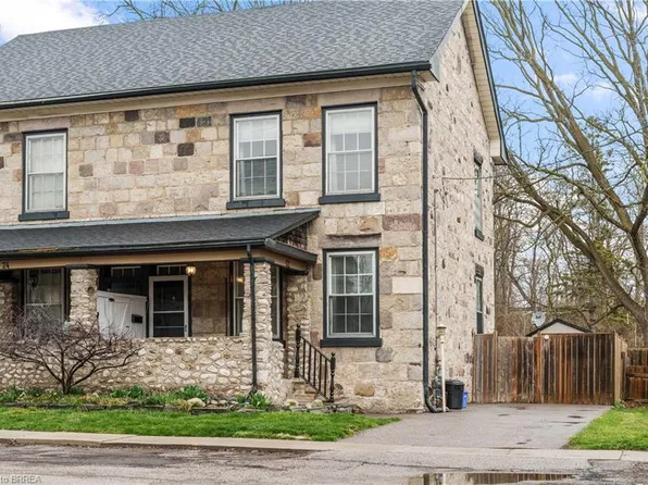 22 Main St, Brant, ON N3L 1E3