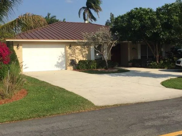 2802 SW 5th Street, Boynton Beach, FL 33435