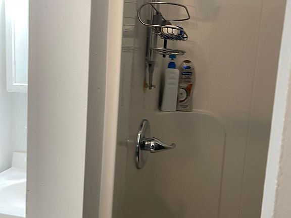 5th image of 7 Oak St Floor 2
